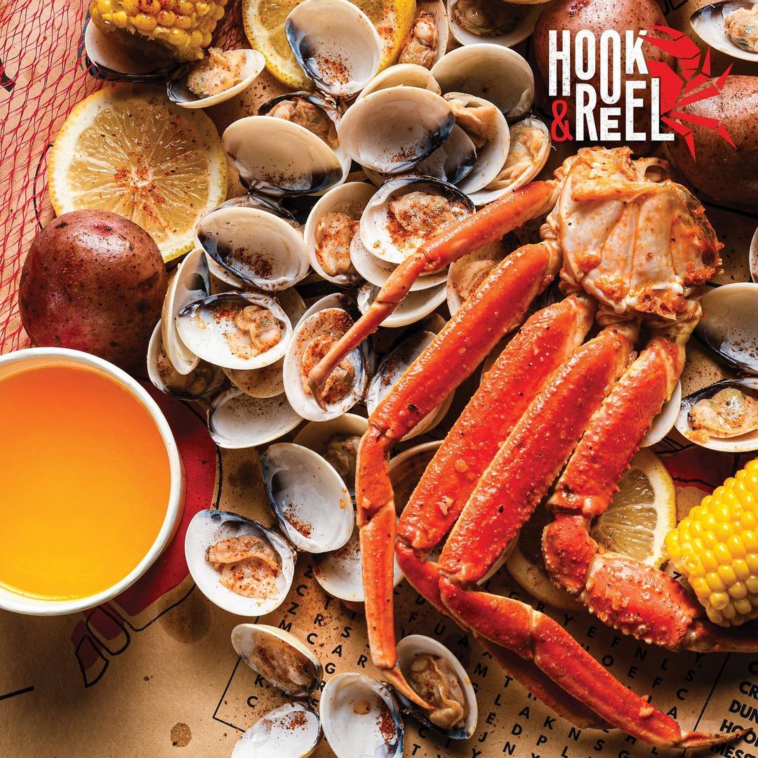 Hook & Reel Cajun Seafood & Bar-3
